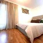 Santos Luxos